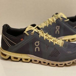 On Cloud Cloudflow Swiss Engineering Running Shoes Gray Yellow Women's Size 9